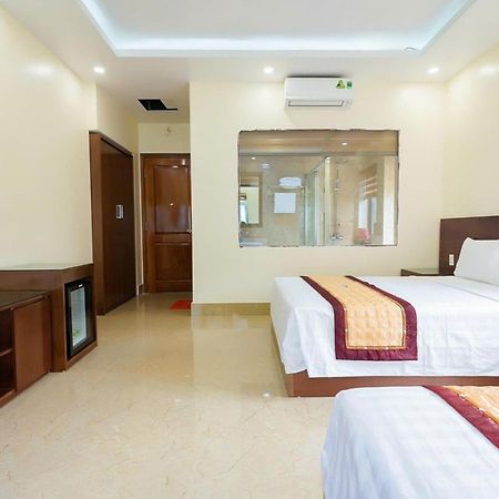 Aroma Cat Ba Sea View Hotel Chan Chau Екстер'єр фото