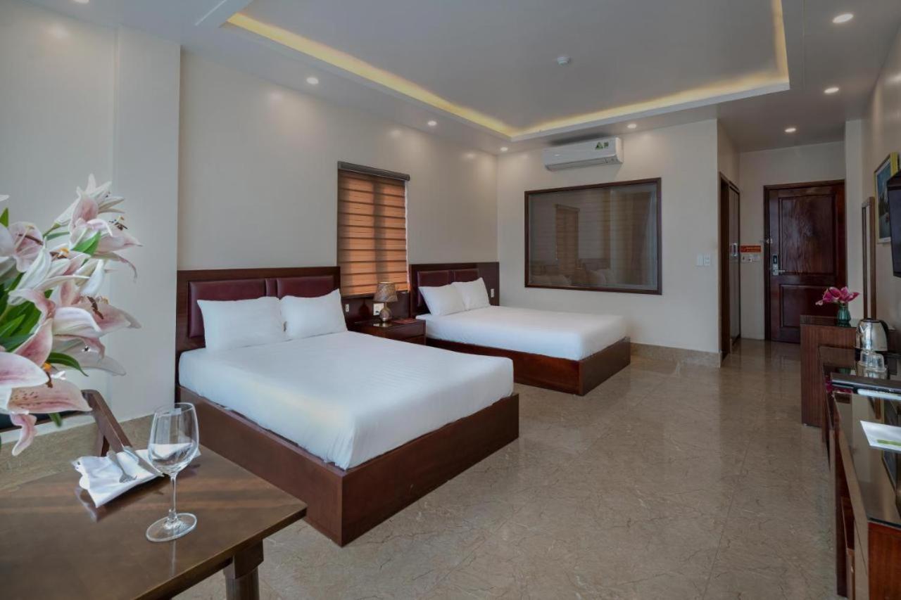 Aroma Cat Ba Sea View Hotel Chan Chau Екстер'єр фото